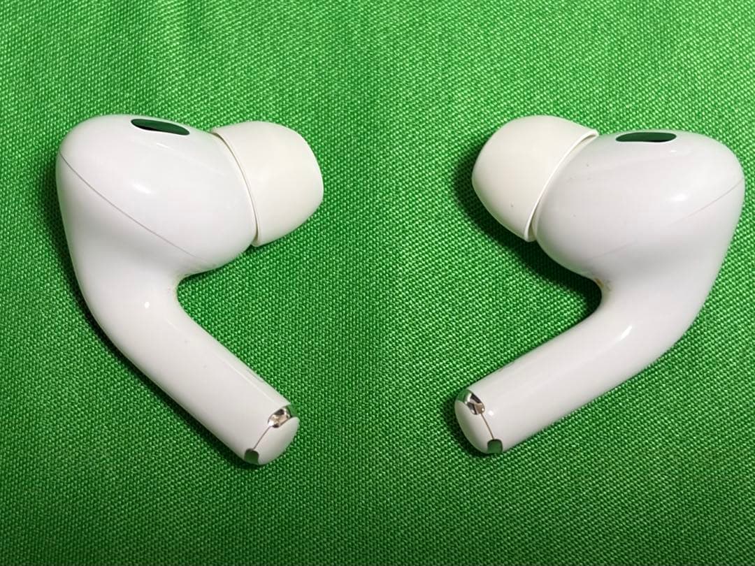 AirPods Pro 2 本体 Lightning カバーケース付