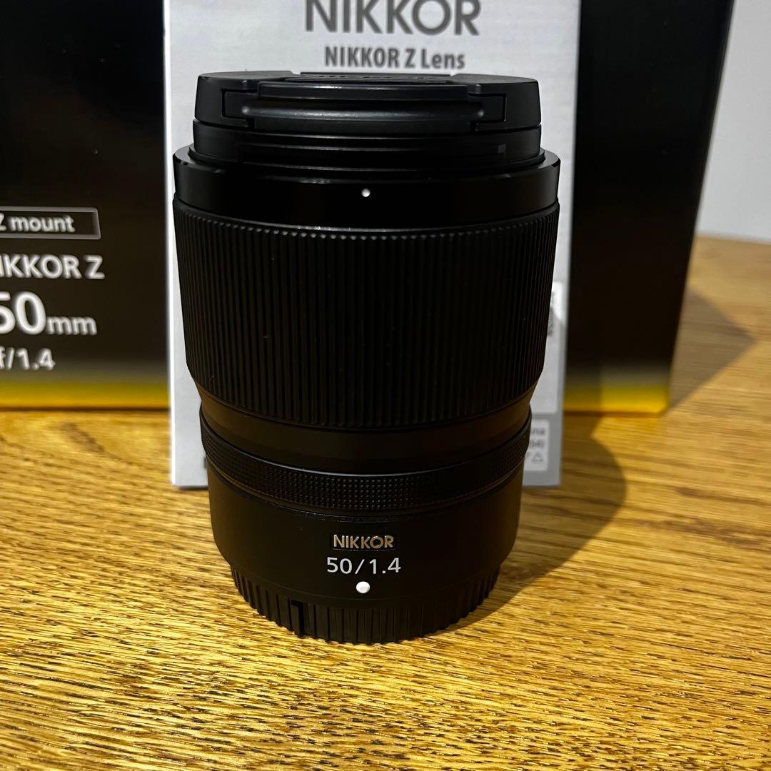 【美品】NIKKOR Z 50mm/f1.4 レンズ フード付き 防湿庫保管