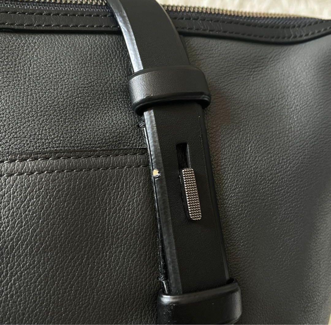 TUMI ビジネスバッグ ブラック レザー