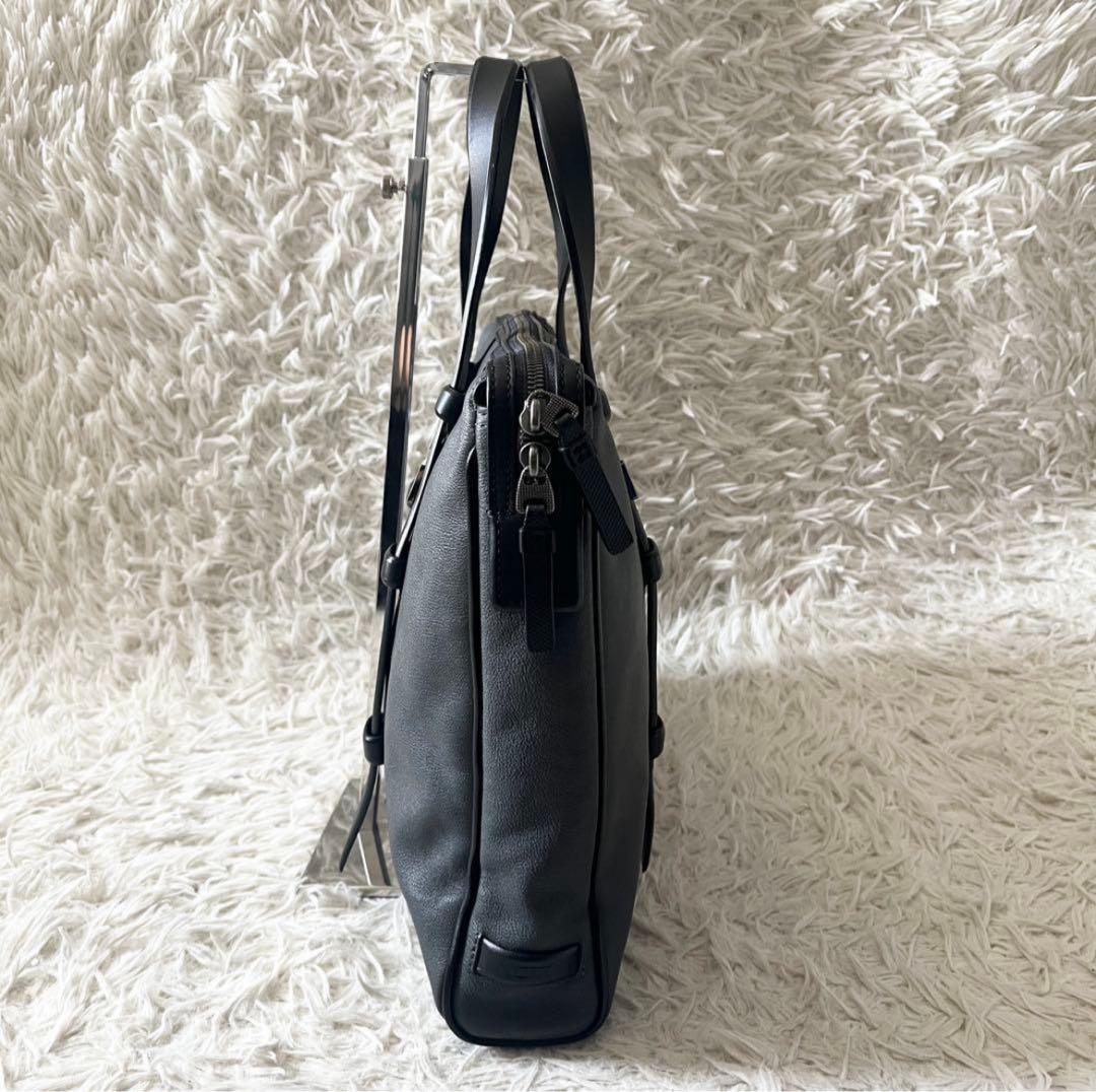 TUMI ビジネスバッグ ブラック レザー