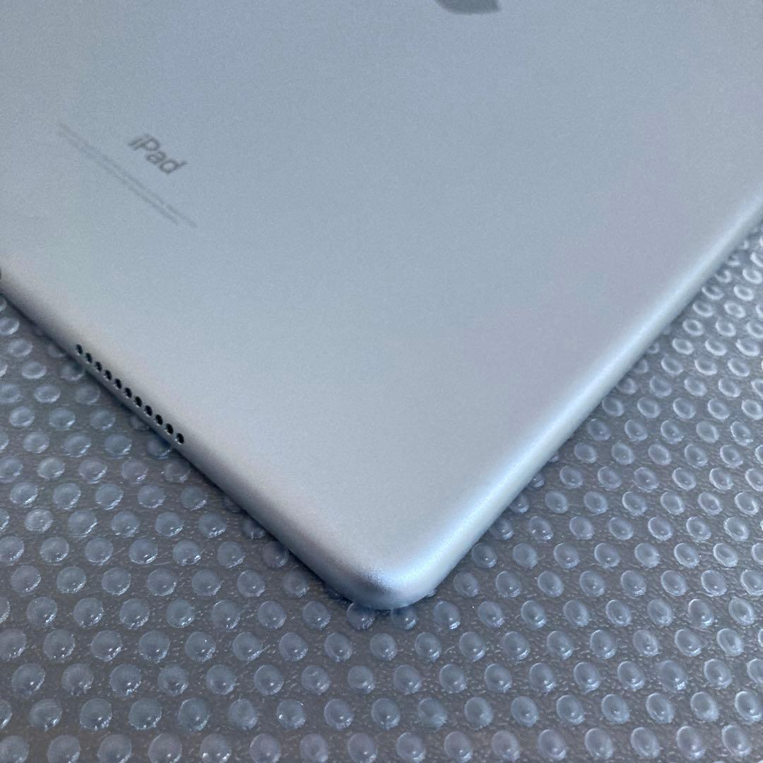 168 電池ほぼ新品☆iPad Pro 256GB 10.5インチ SIMフリー