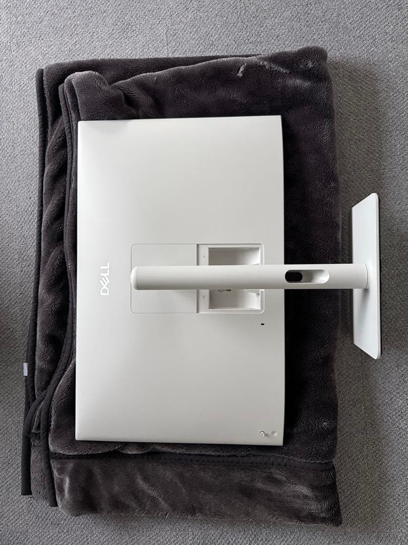 DELL S3225QC 4k 32インチOLEDモニター