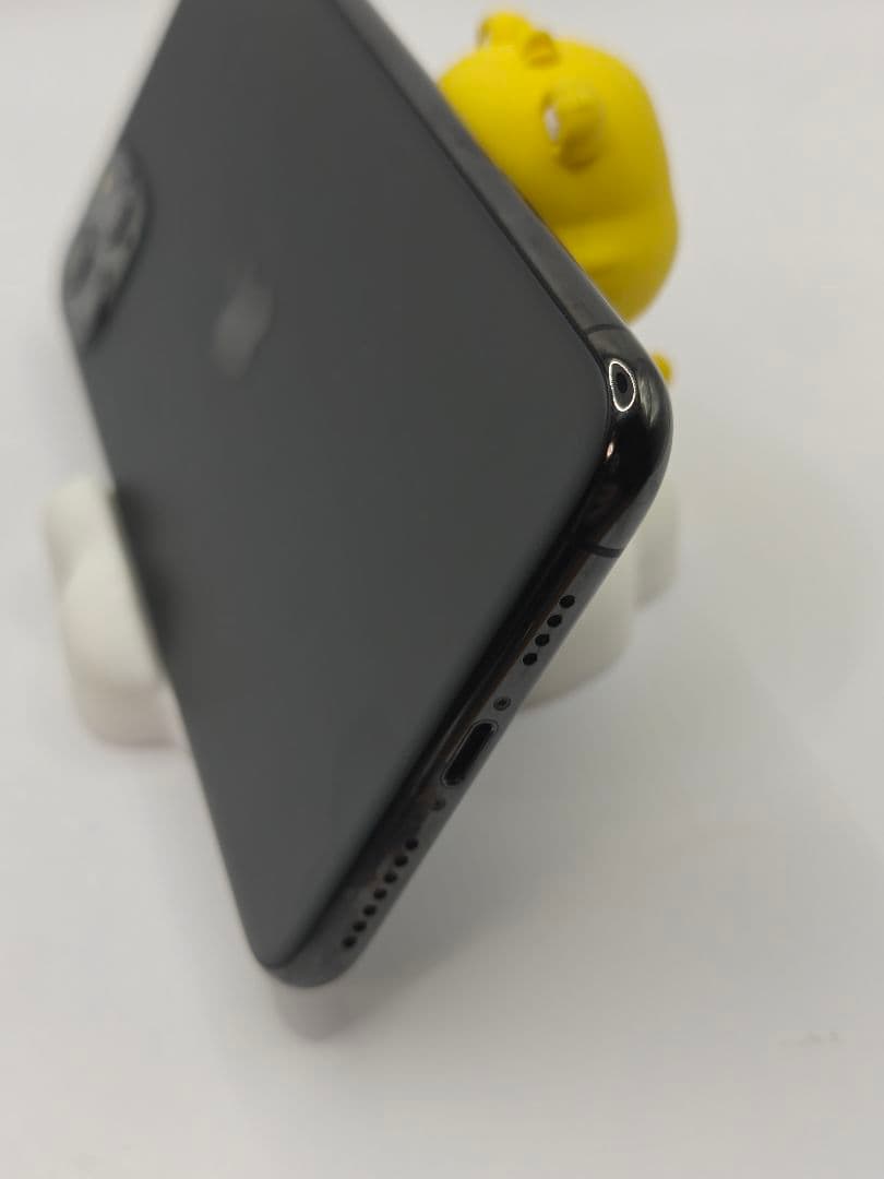 Apple iPhone 11 Pro max 64GB SIMロックあリ