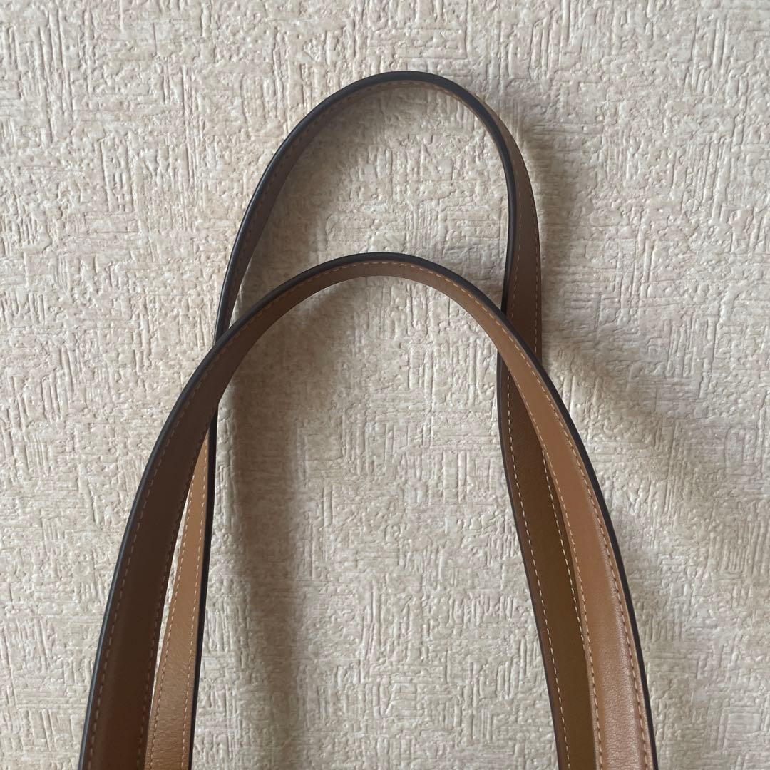 COACH かごバッグ ベージュ　ラージストロートートバック