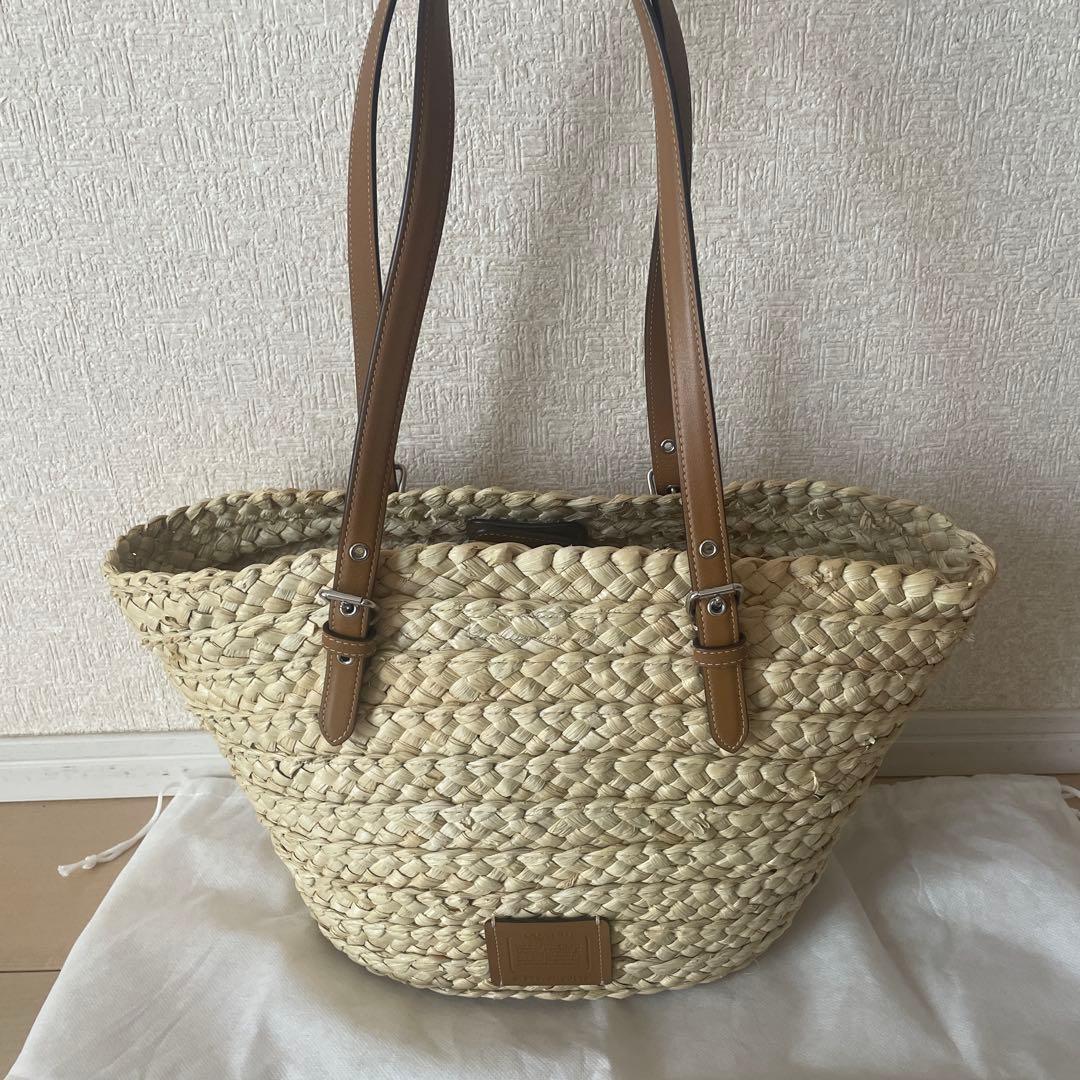 COACH かごバッグ ベージュ　ラージストロートートバック