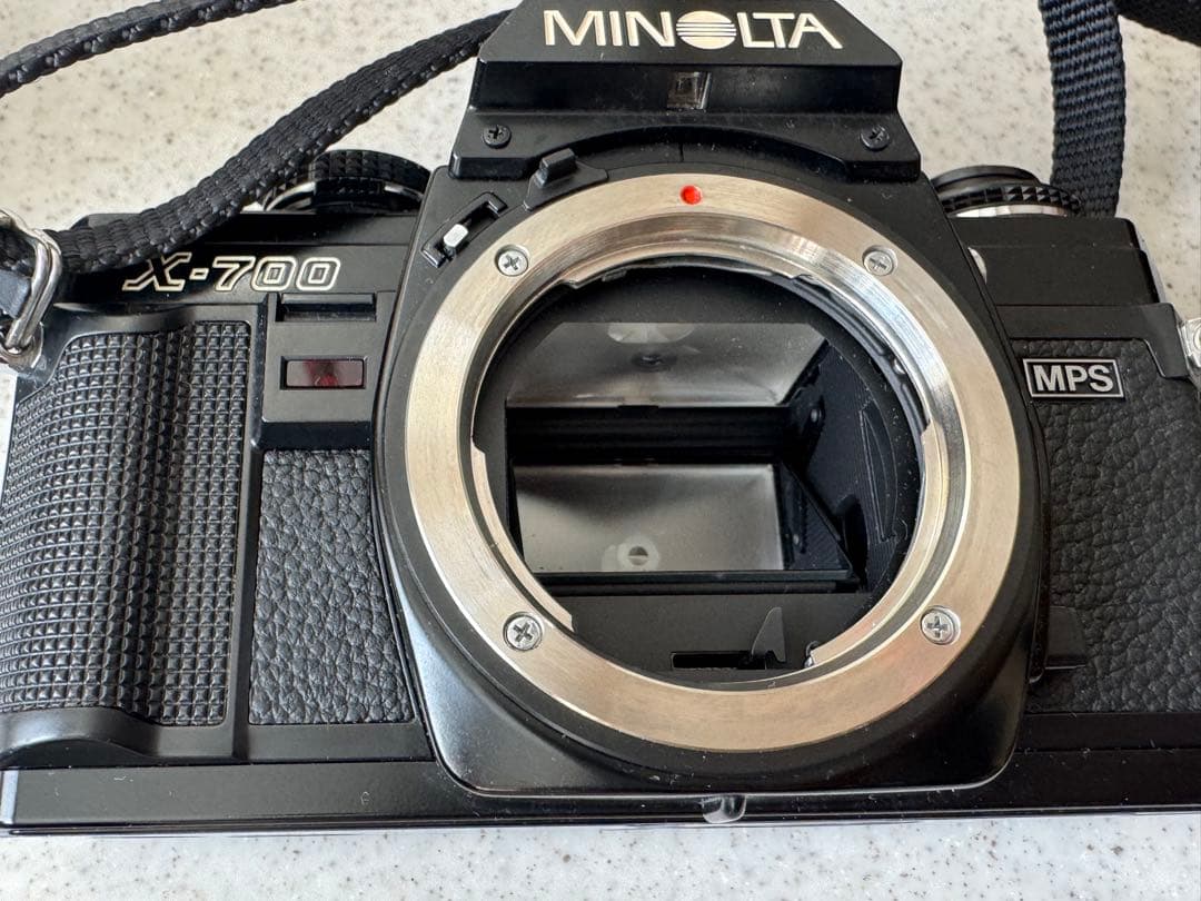 MINOLTA X-700 一眼レフカメラ レンズ4本、フラッシュ付 ジャンク品