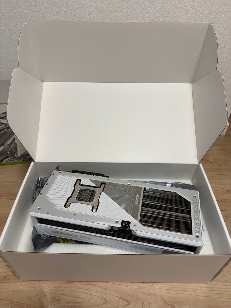 グラフィックボード・グラボ・ビデオカード RTX5090 GIGABYTE AORUS