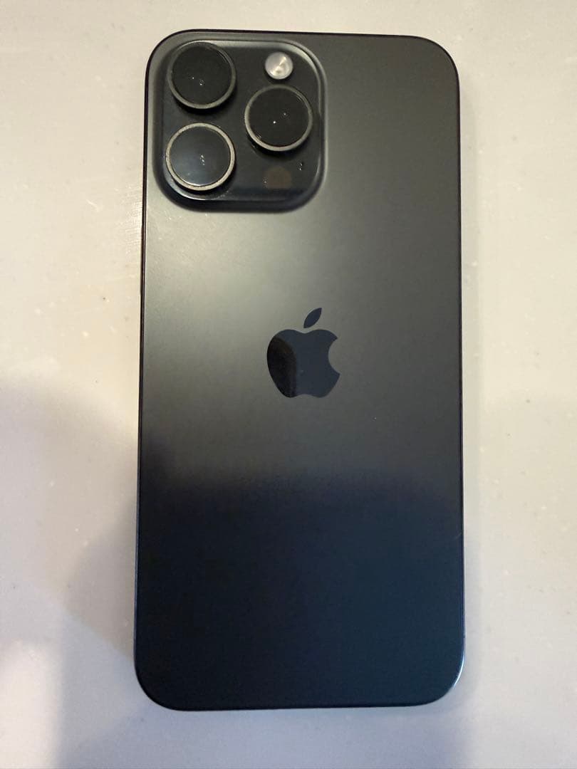 Apple iPhone 15Pro max 256 極備品