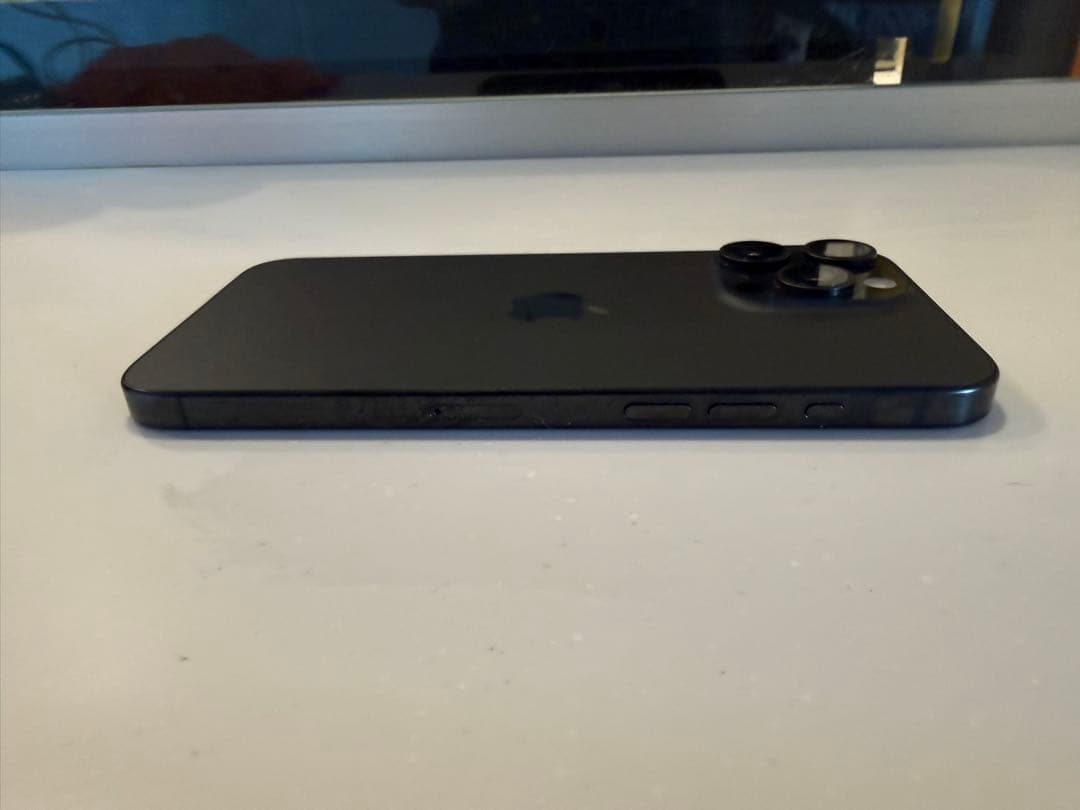 Apple iPhone 15Pro max 256 極備品