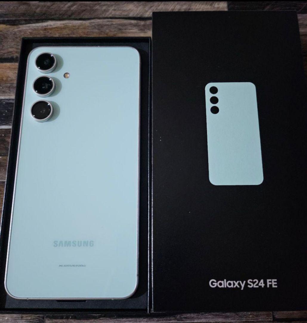 Samsung Galaxy S24 FE 本体 ミントグリーン