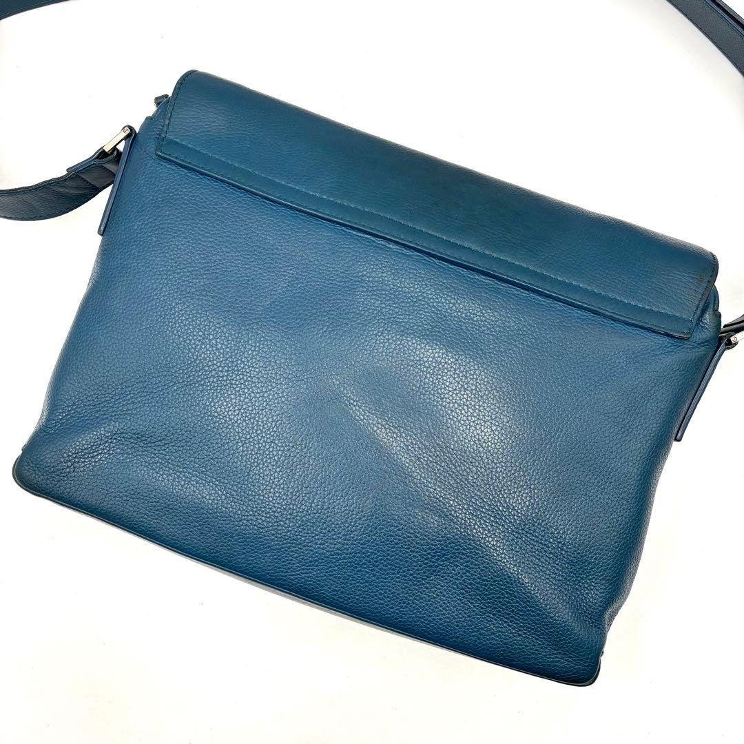 高級 ディオール オム ショルダーバッグ A4収納 フラップ レザー ブルー系