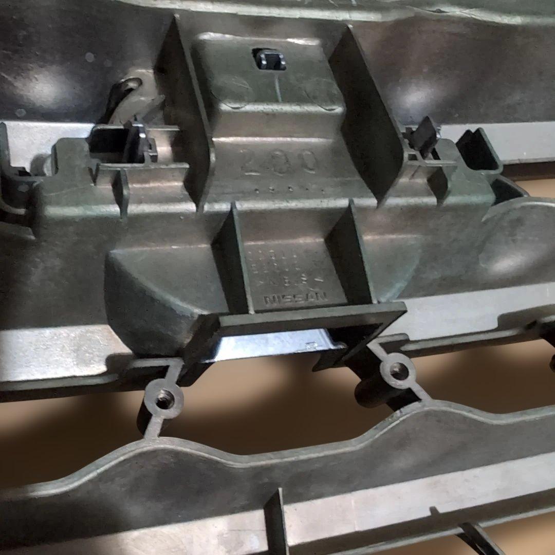 【送料込】Y50フーガ INFINITI フロントグリル＆リアモール