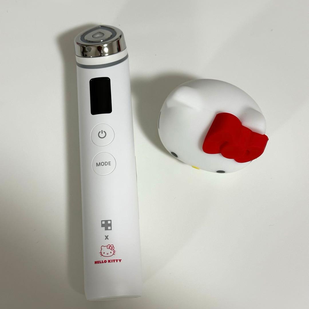 メディキューブ　ハローキティ　美顔器