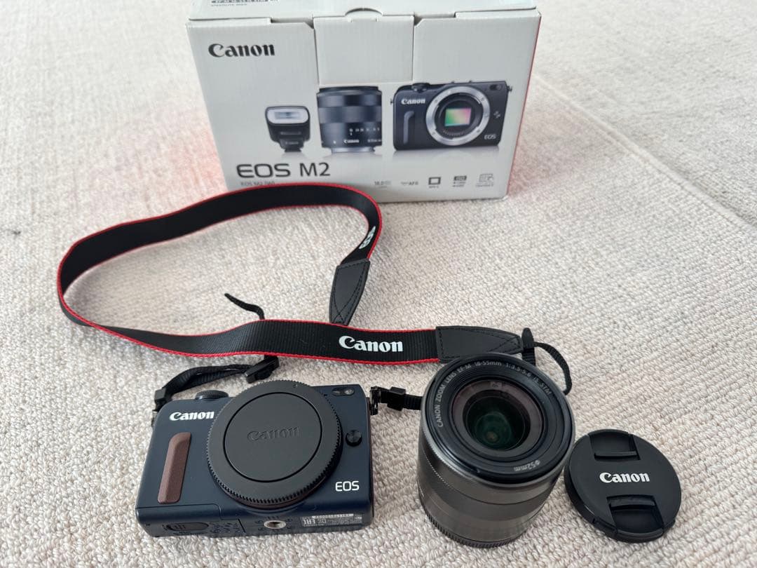 Canon EOS M2 ベイブルー　18-55mmレンズ