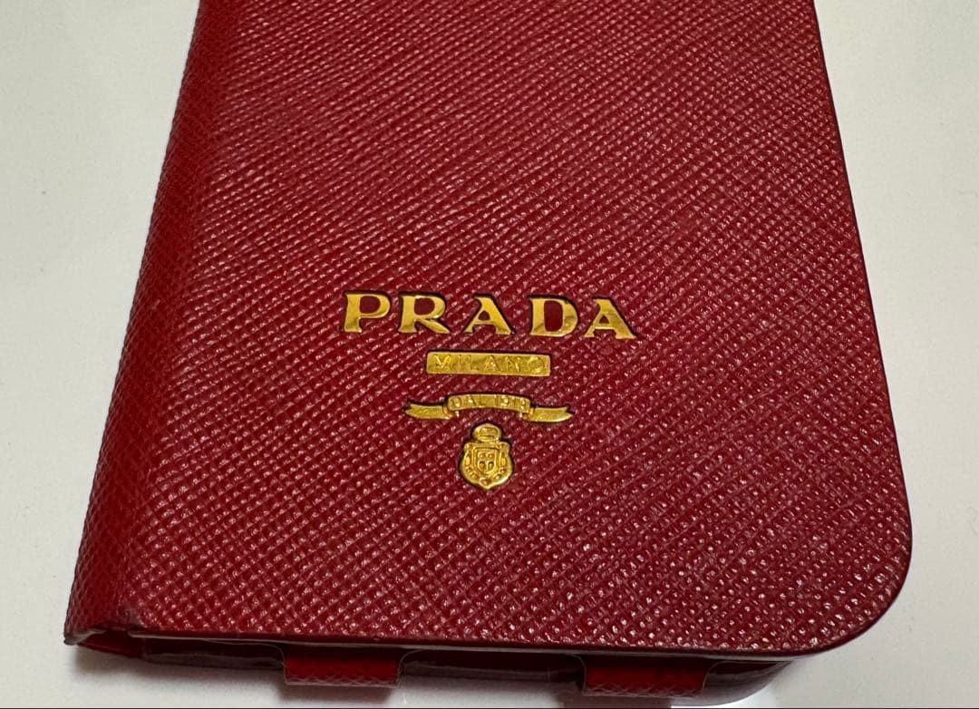 PRADA iPhoneケース SE対応 手帳タイプ RED