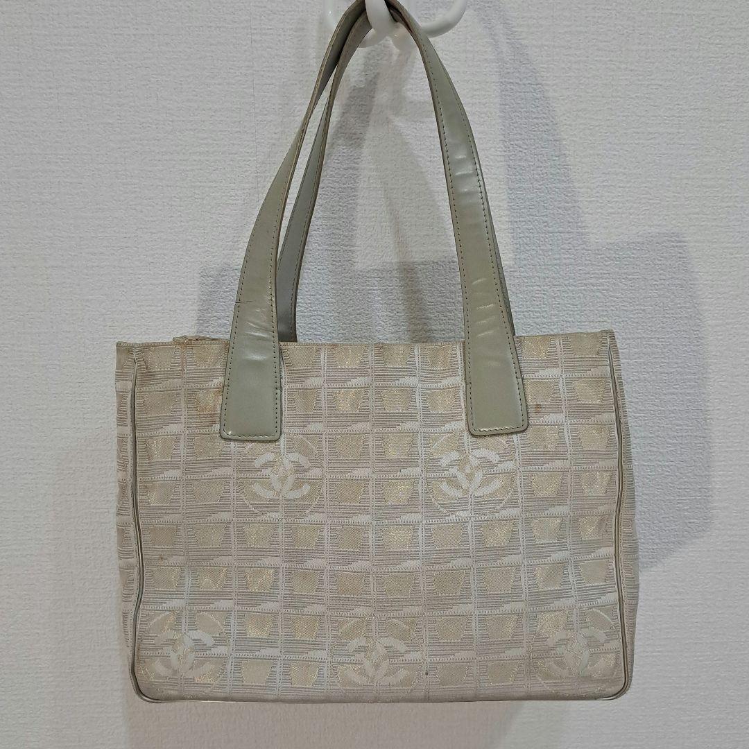 お値下げ致しました　シャネル ニュートラベルライン CHANEL トートバック