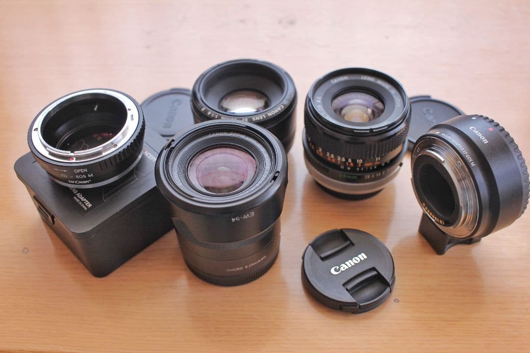 Canon EOS M2 レンズ3本 マウントアダプター2種 オマケレンズ付き