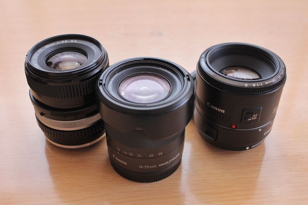 Canon EOS M2 レンズ3本 マウントアダプター2種 オマケレンズ付き