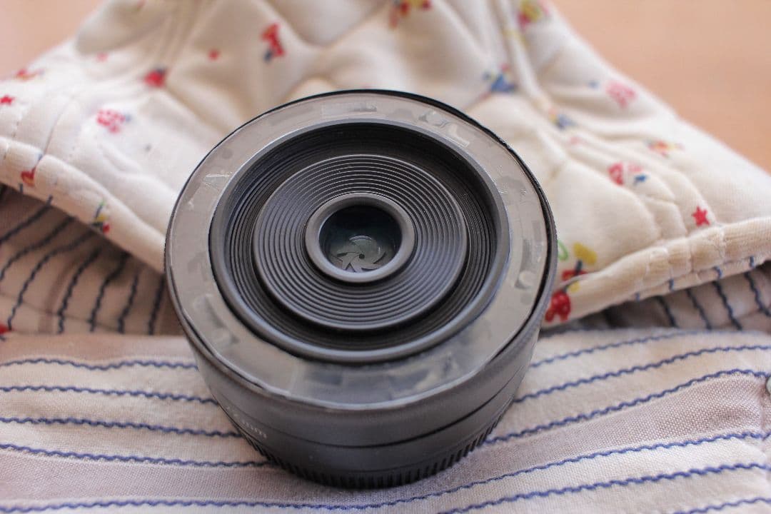 Canon EOS M2 レンズ3本 マウントアダプター2種 オマケレンズ付き