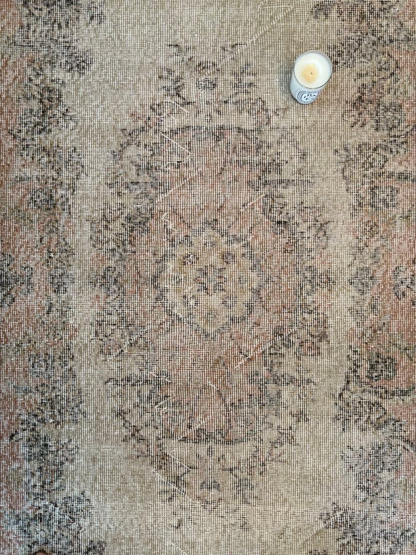 ヴィンテージラグ　ベージュオーバーダイ　ボタニカルメダリオン　トルコ　アナトリア