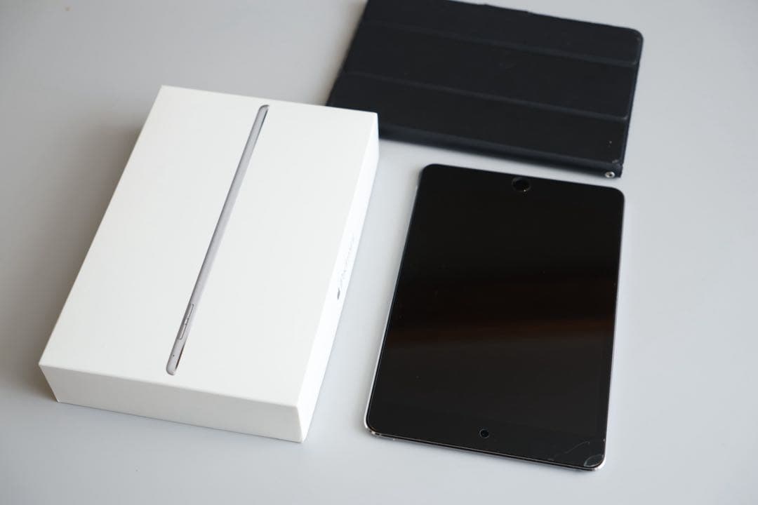 iPad mini4 64GB wifi シルバー Apple