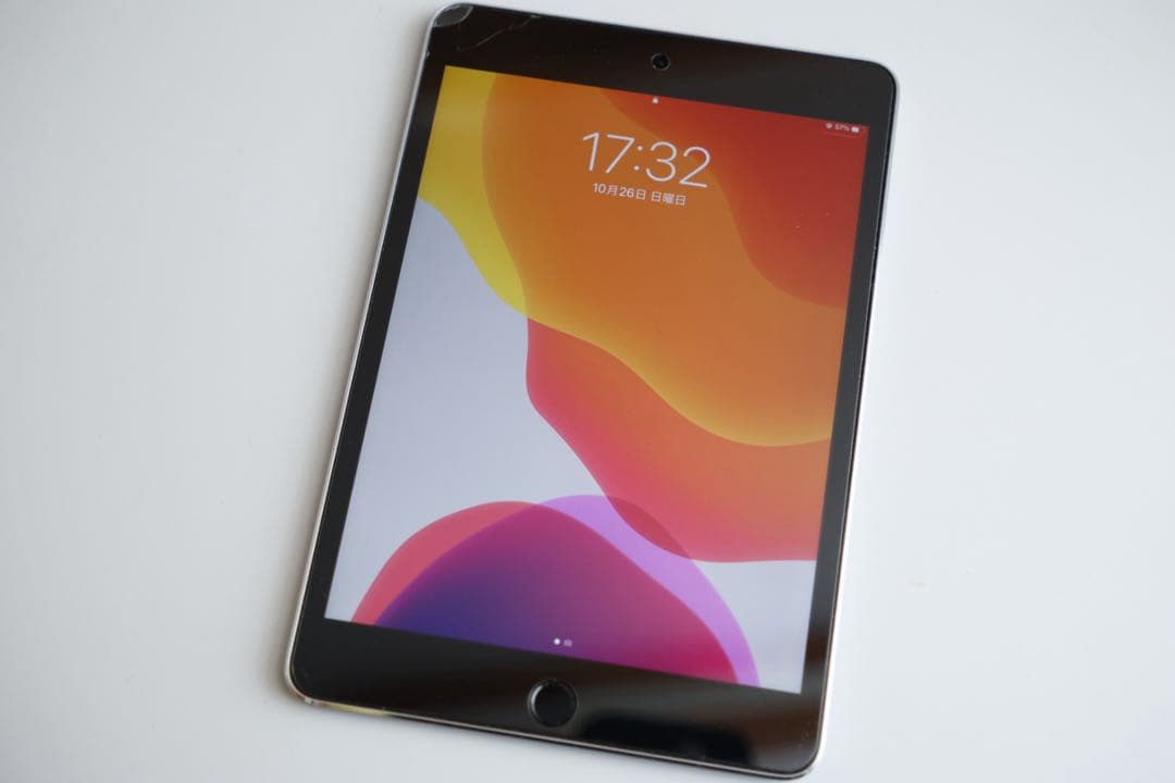 iPad mini4 64GB wifi シルバー Apple