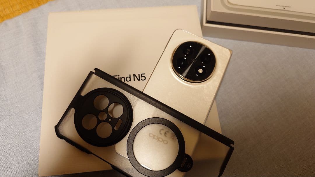 Oppo Find N5　512GB 本体　ホワイト ケース付き　ほぼ未使用品