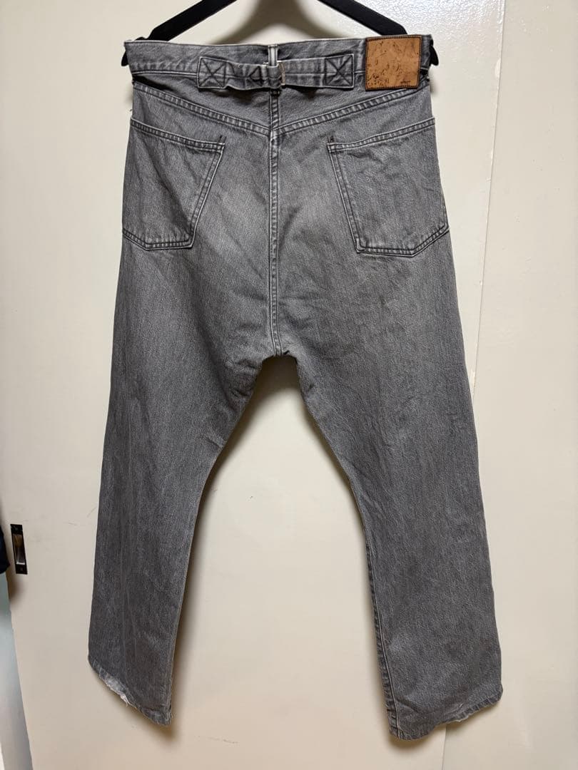 TENDERLOIN のブラックデニム　ストレートデニム ジーンズ