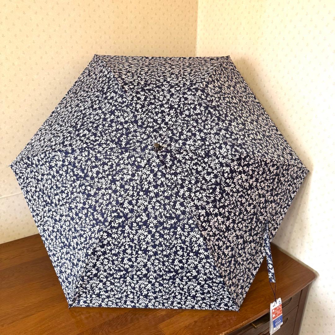 ★新品★Blao　晴雨兼用　日傘　１級遮光　遮熱　サマーシールド　小花柄ネイビー