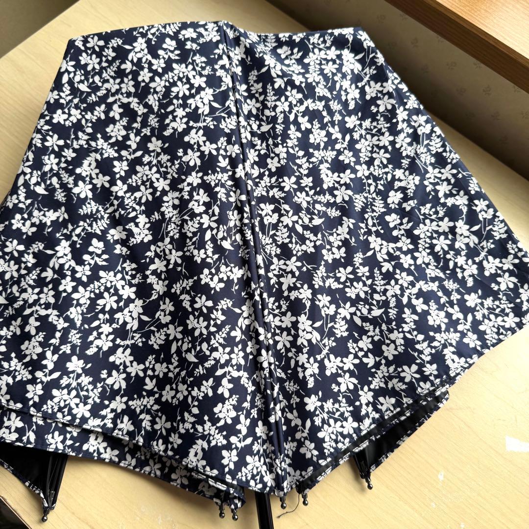 ★新品★Blao　晴雨兼用　日傘　１級遮光　遮熱　サマーシールド　小花柄ネイビー