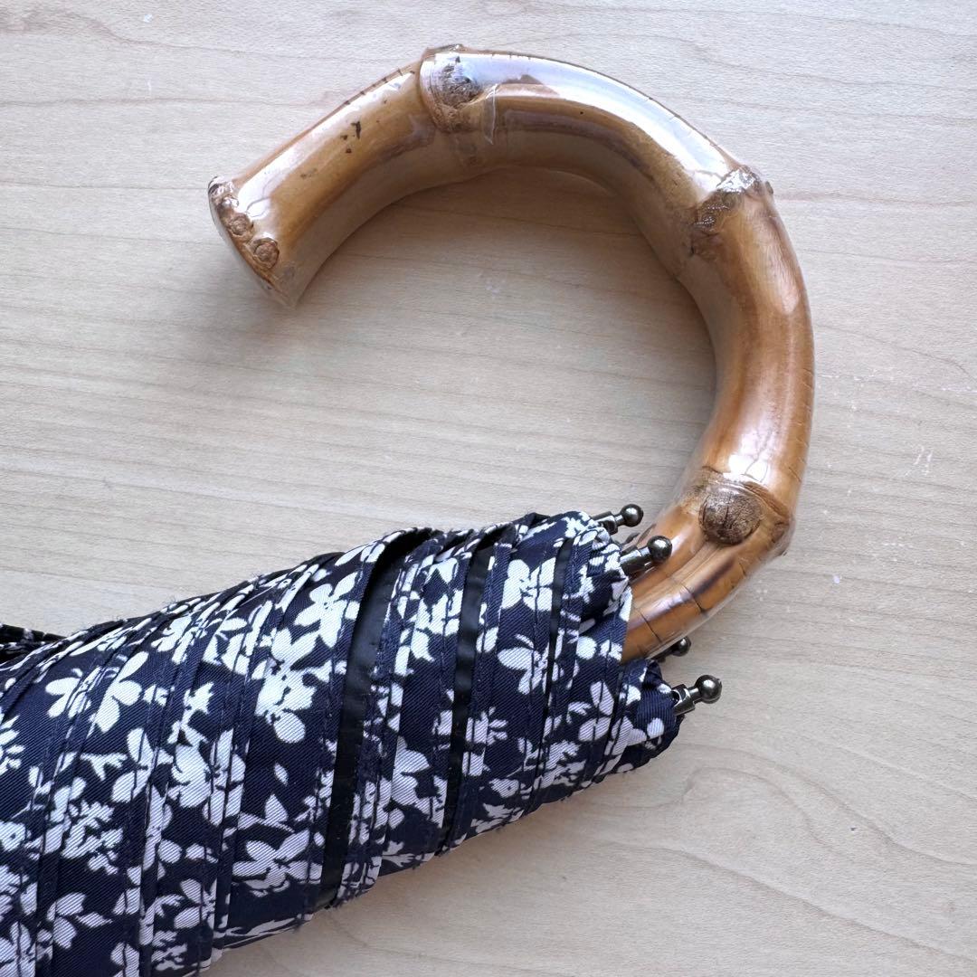 ★新品★Blao　晴雨兼用　日傘　１級遮光　遮熱　サマーシールド　小花柄ネイビー