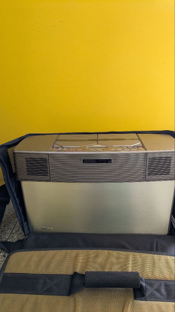 BOSE AWM CDラジカセ　カバー付