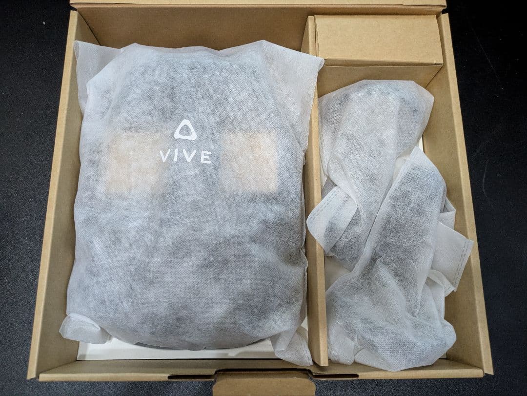 HTC VIVE Focus Vision +有線ストリーミングキット