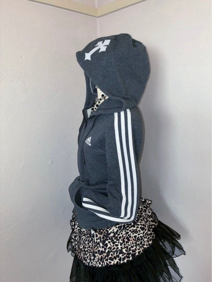 00sadidas３本線十字架y2k 平成ギャル　小悪魔　マクブリンクNANA