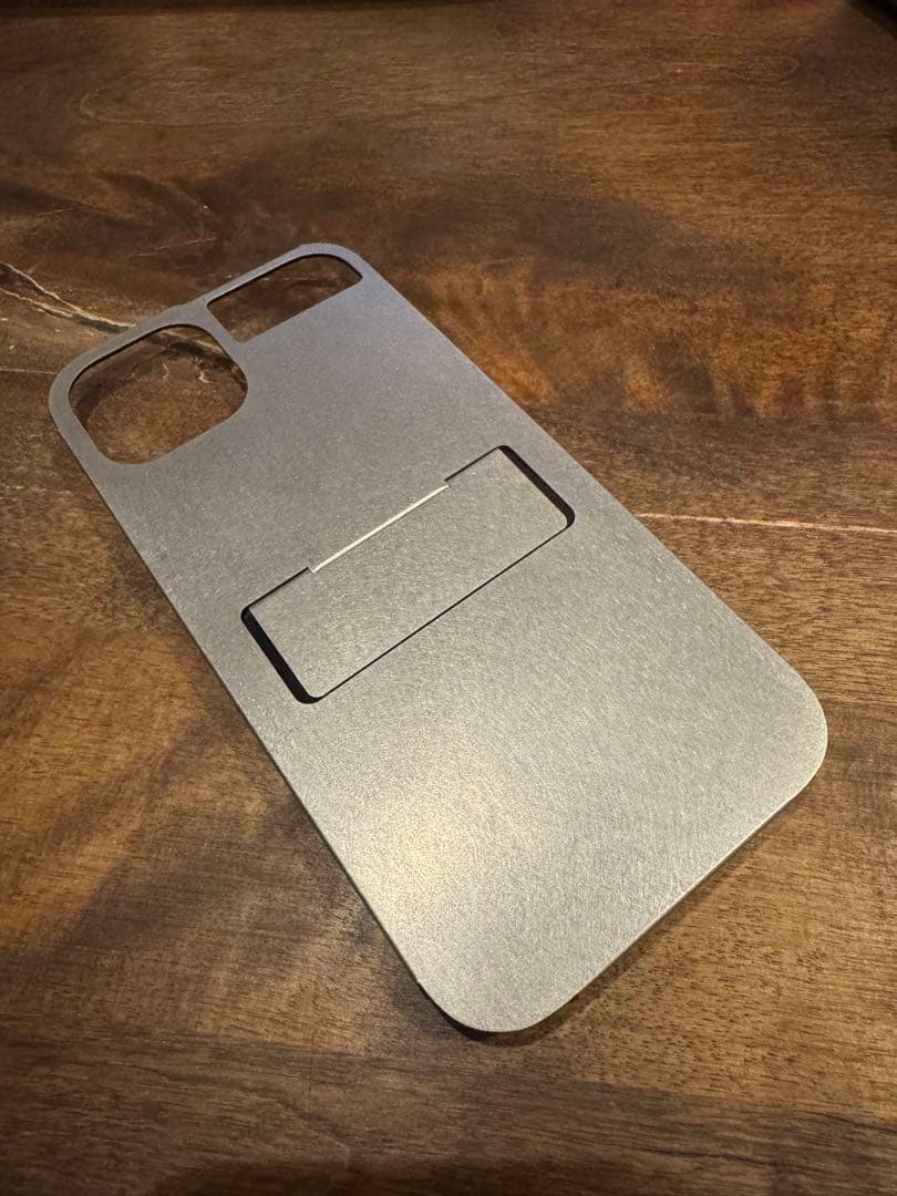 CLAUSTRUM アルミスタンドケース シルバー