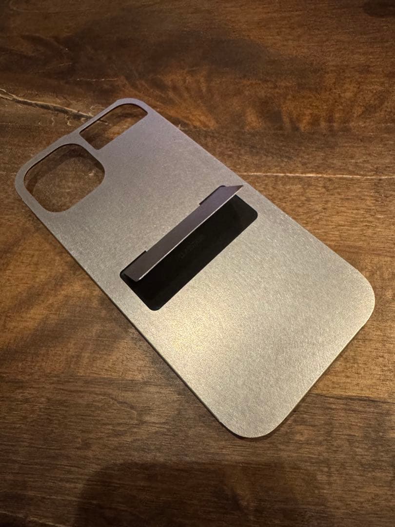 CLAUSTRUM アルミスタンドケース シルバー