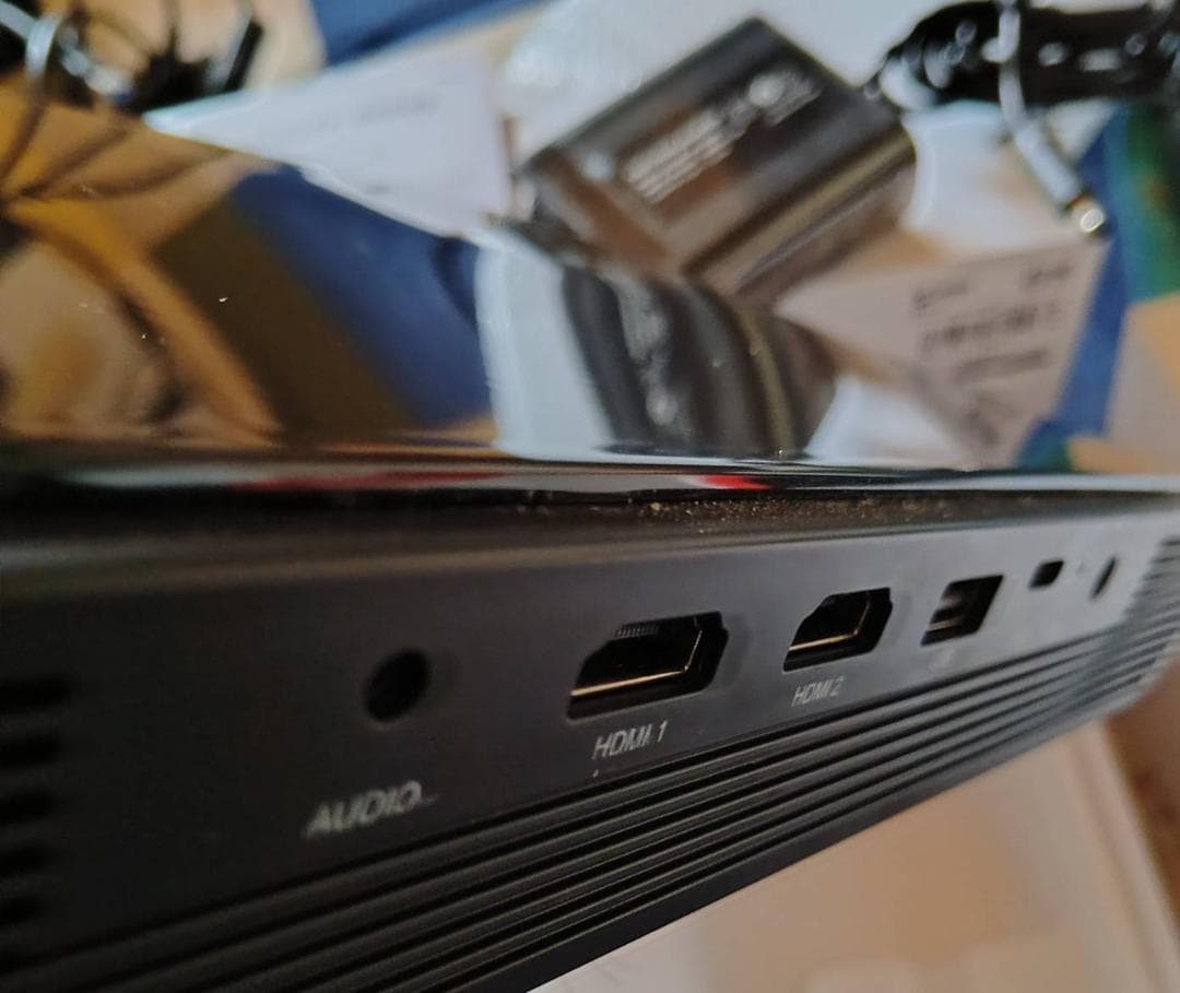 サンワサプライ PRJ-7 モバイルプロジェクター 中古動作品 元箱付フルセット