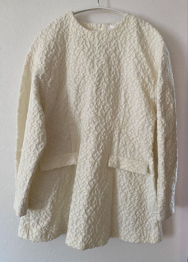 ohgaホワイトブラウス