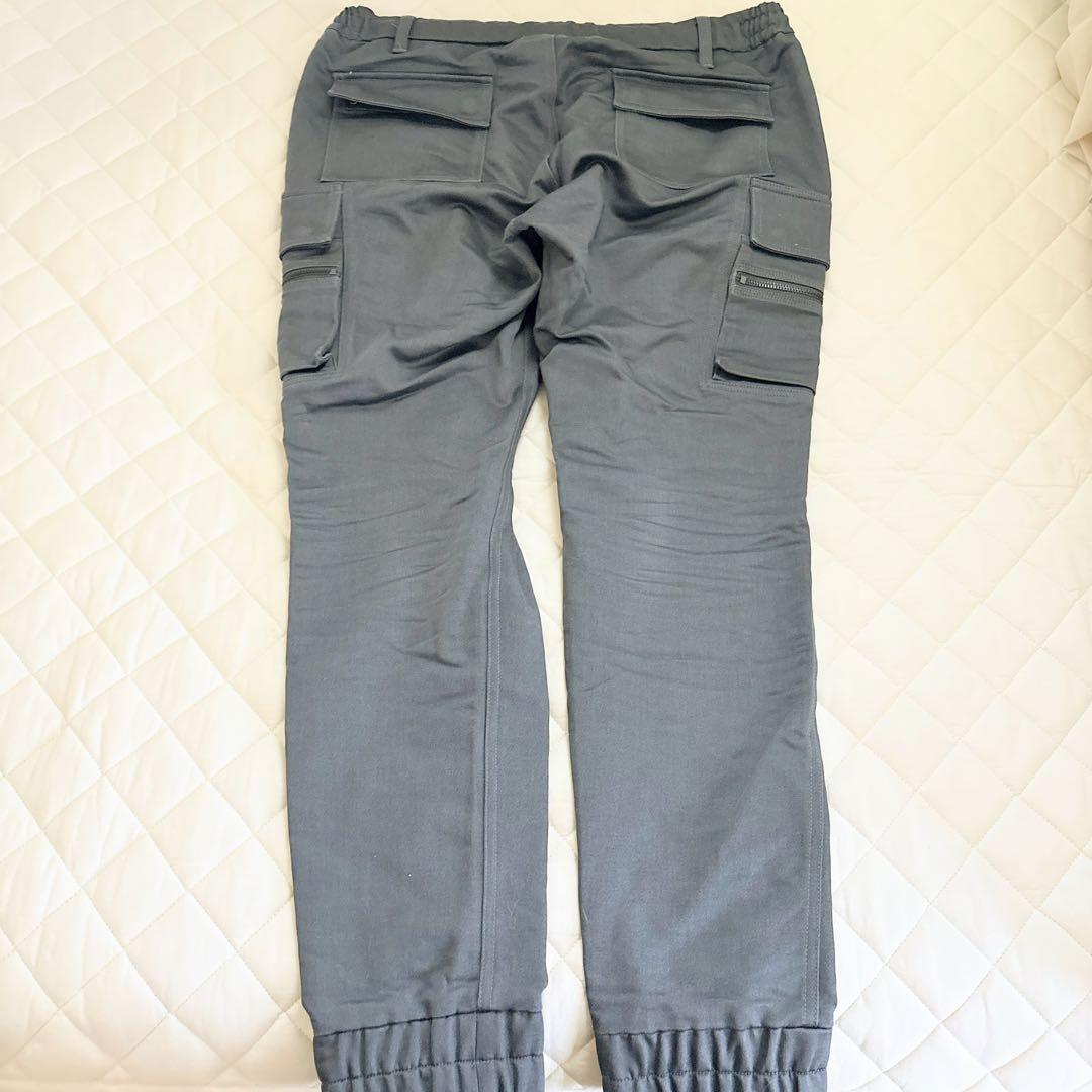ダークグレー スリムフィット カーゴパンツ　XL