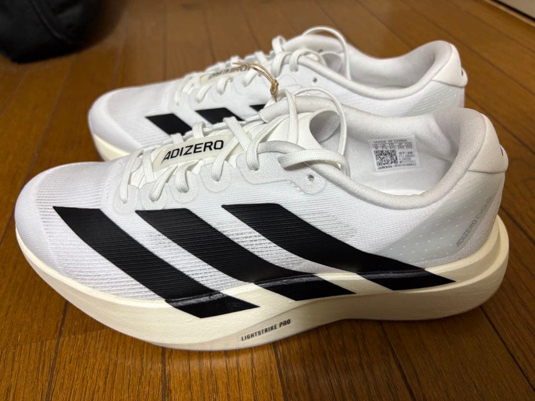 【新品正規品】早い者勝ち！大特価！アディゼロEVO SL 26.0cm