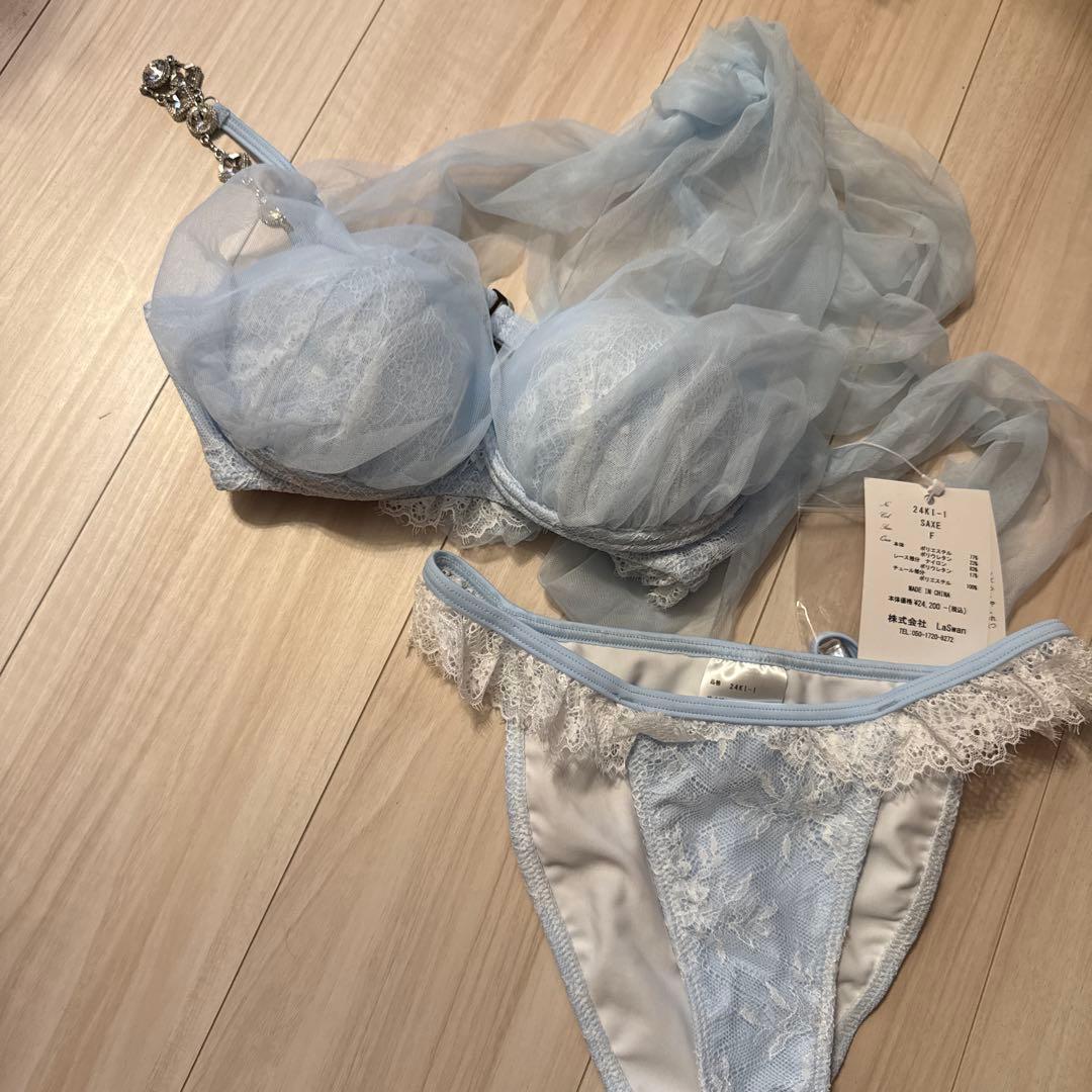 whip bunny♡Tulle ribbon Swim wear水色