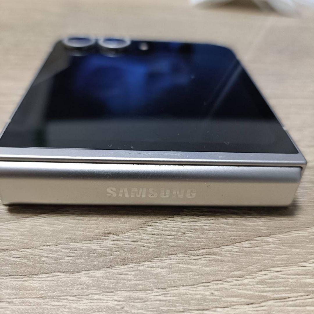 【ジャンク品】Samsung zfilp6 本体のみ