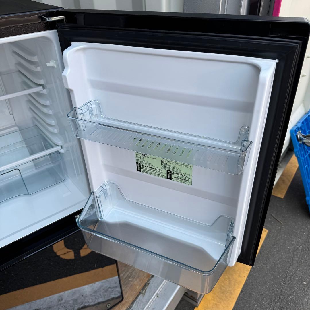 C7428★2020年製美品★ツインバード　冷蔵庫　ミラーブラック　鏡