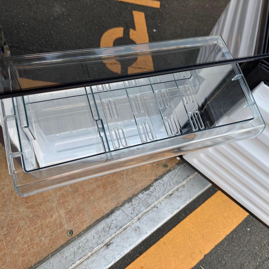 C7428★2020年製美品★ツインバード　冷蔵庫　ミラーブラック　鏡