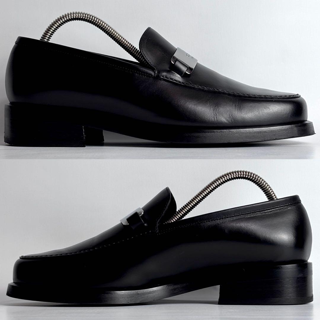 美品 GUCCI グッチ レザー ローファー メタルプレート 革靴 23.5cm