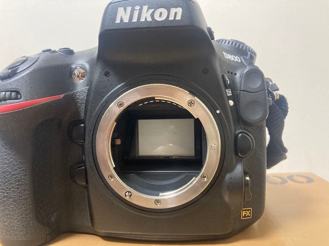 【美品】Nikon ニコン　一眼レフカメラ D800 ボディー　箱付き