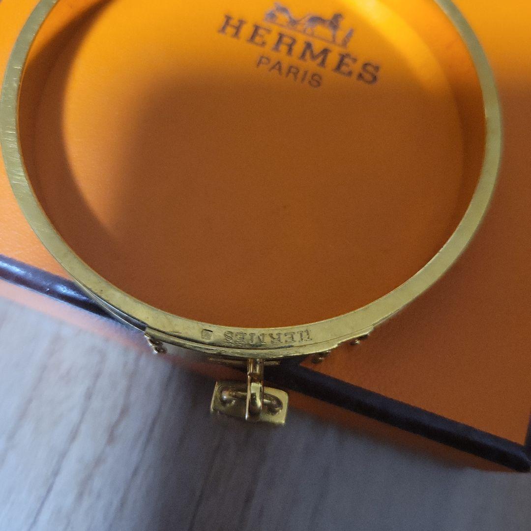 HERMES ゴールド ロック付きバングル 箱付き