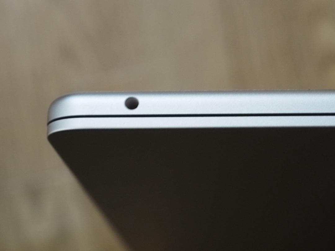 美品 MacBook air m2 8g 256GB 13㌅スターライト