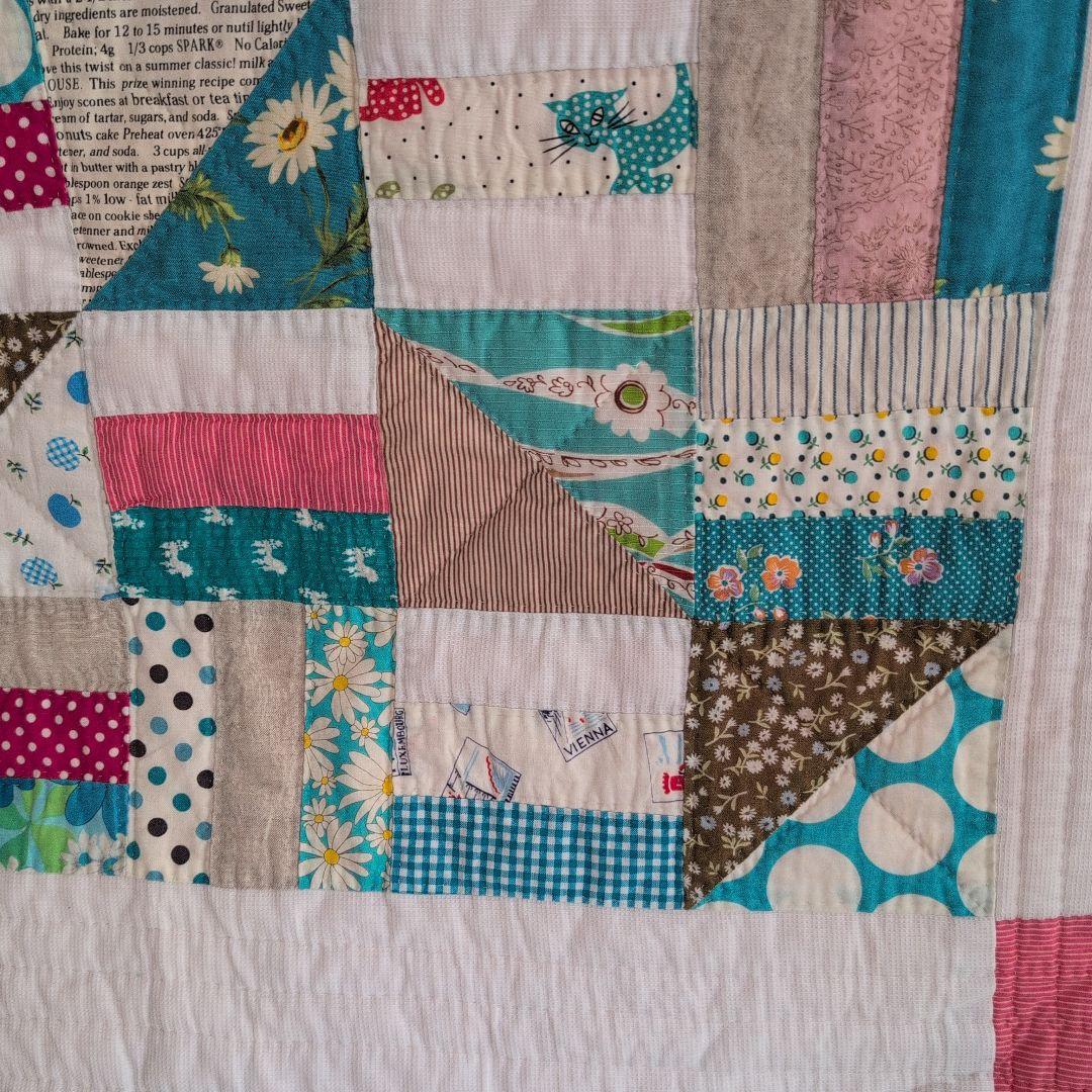 パッチワークキルト　ハンドメイド