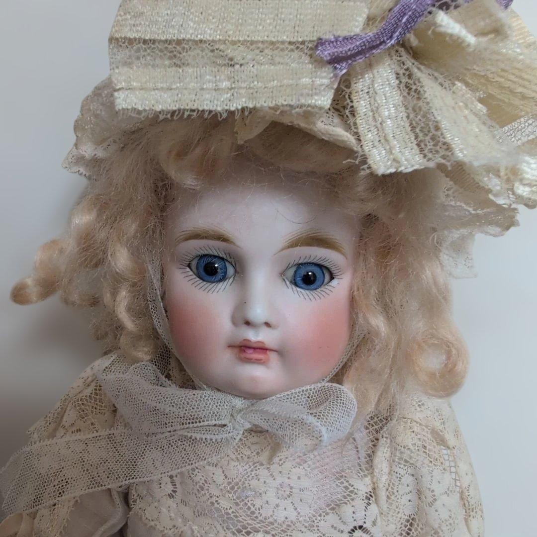 アンティーク　ビスクドール　ミステリー　クローズドマウス